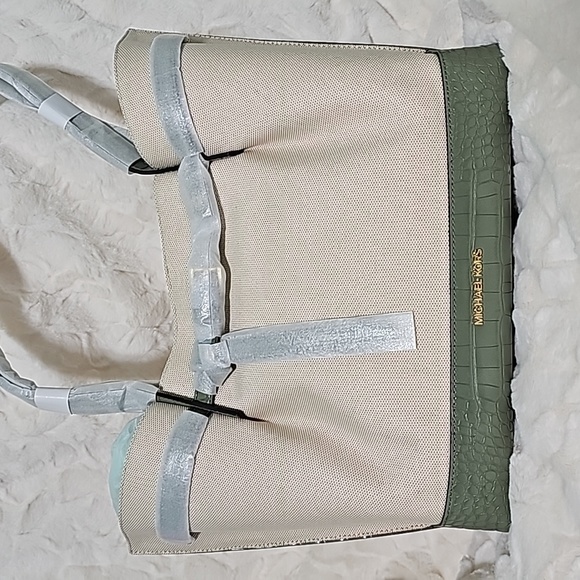 MICHAEL Michael Kors Handbags - Michael Kors Emilia Large Tote- Army green croc